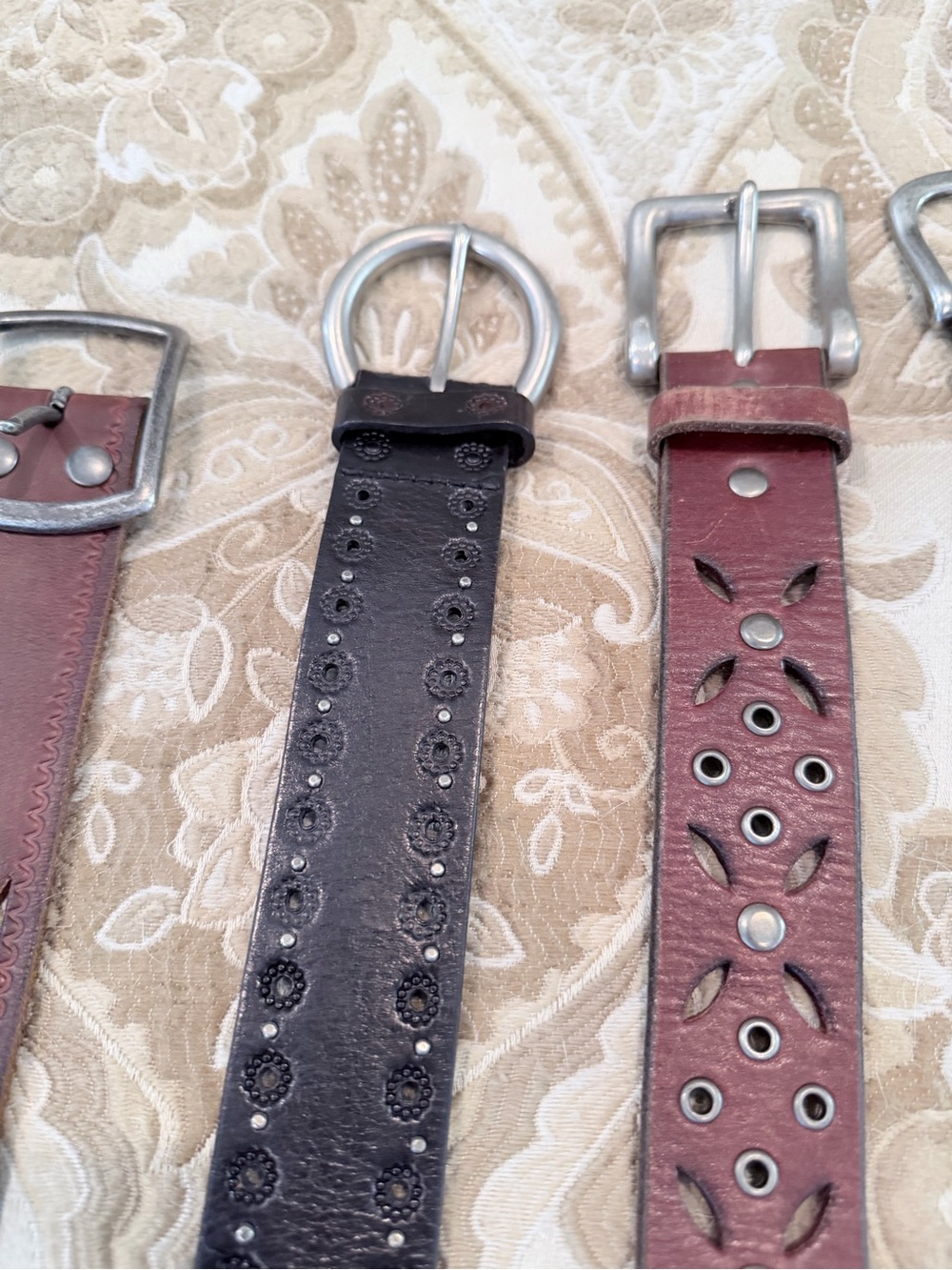 GAP Women's Leather Belt Set in Brown, Coral, Black. By Ed Hardy & Gap - Picture 4 of 5
